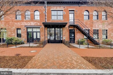 Chapman Stables unit 230, Washington, DC 20001 - photo 3