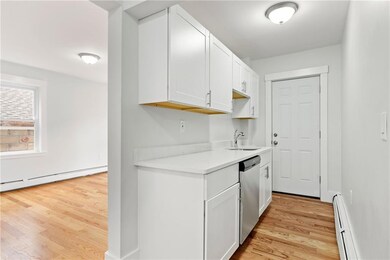 107 Tell St unit 1R, Providence, RI 02909 - photo 4