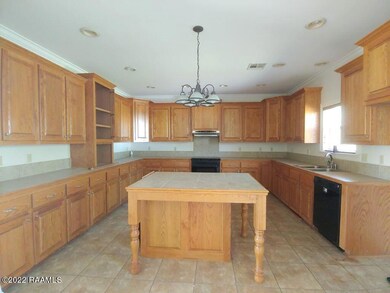 4 Kitchen