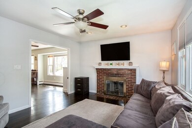 35 Bayview St, North Weymouth, MA 02191 - photo 5