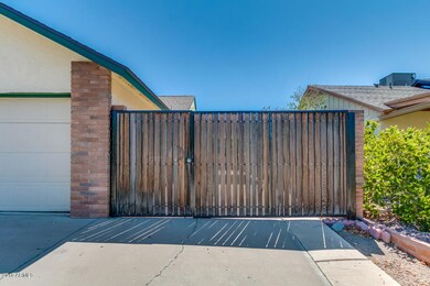 RV Gate