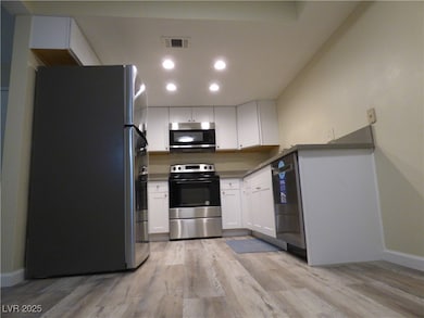 1701 E Katie Ave unit 69, Las Vegas, NV 89119 - photo 6