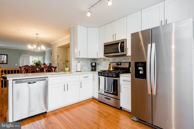 15719 Ensleigh Ln, Bowie, MD 20716 - photo 6