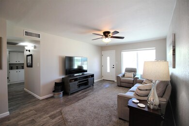 9446 N 16th St, Phoenix, AZ 85020 - photo 6