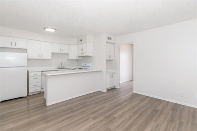 6010 N Lamar Blvd unit 201, Austin, TX 78752 - photo 4