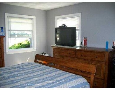 210 Gentian Ave, Providence, RI 02908 - photo 6