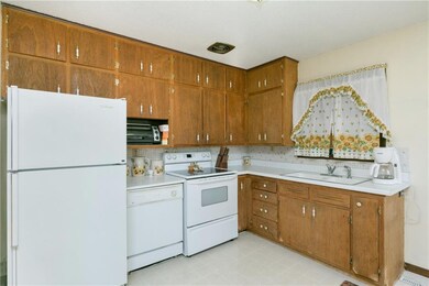 1522 Rapids St, Adel, IA 50003 - photo 7