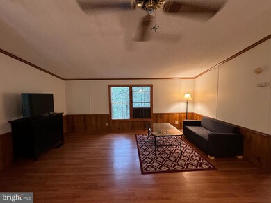 193 Bandit Bend, Maysville, WV 26833 - photo 3