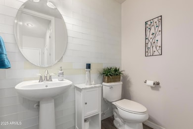 2821 S Skyline unit 176, Mesa, AZ 85212 - photo 7