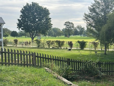 1231 Miami Ct NE, Cedar Rapids, IA 52402 - photo 4