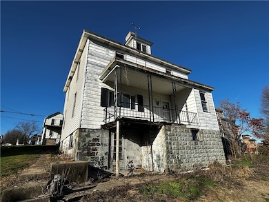 92 2nd St, Uniontown, PA 15401 - photo 3