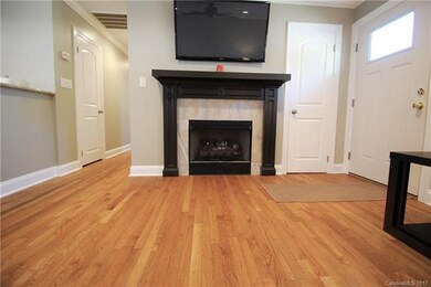 Gas fireplace