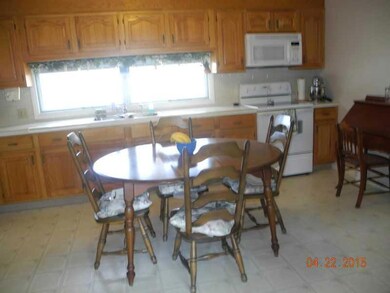 49 Perkins St, West Warwick, RI 02893 - photo 6