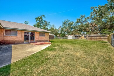 Large lot - just under 10k sqft