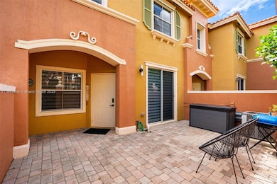 724 SW 106th Ave unit 2010, Pembroke Pines, FL 33025 - photo 4