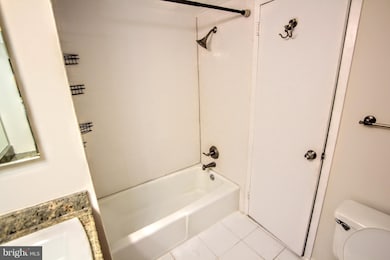 2610 Indian Dr unit 36, Alexandria, VA 22303 - photo 7