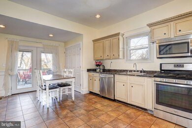 1254 Greystone Rd, Halethorpe, MD 21227 - photo 6