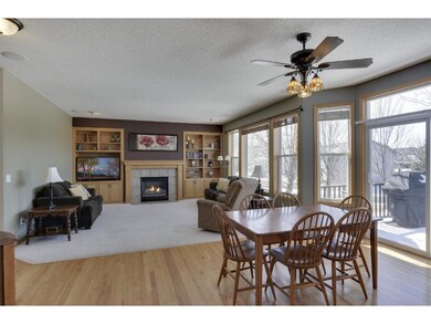View from kitchen to dinette and family room enter