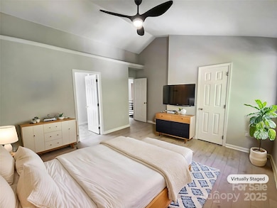 5017 Haybridge Rd, Charlotte, NC 28269 - photo 4