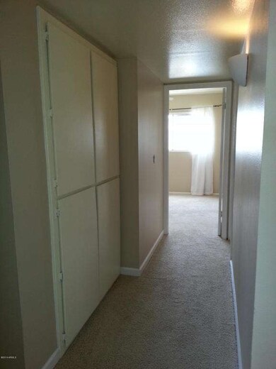 photo 3-45