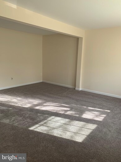 51 N Bellwoode Dr, Newark, DE 19702 - photo 4