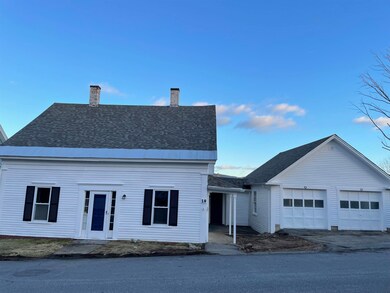 10 Crescent St, Pittsfield, NH 03263 - photo 2