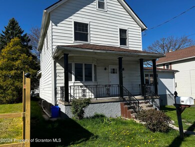 639 E Grant St, Olyphant, PA 18447 - photo 2