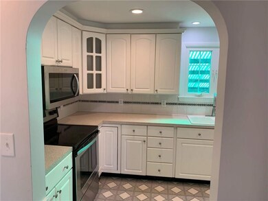 29 Freeborn St, Newport, RI 02840 - photo 6