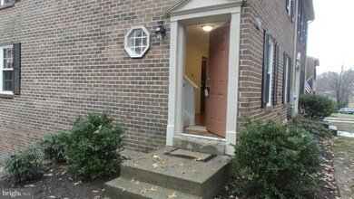 6430 Shannon Station Ct, Springfield, VA 22152 - photo 3