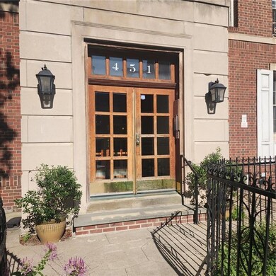 451 Clinton Ave unit 3A, Brooklyn, NY 11238 - photo 2