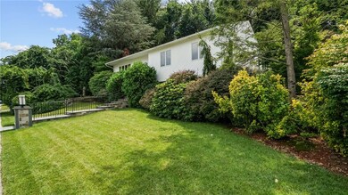 25 Curry Rd, Cranston, RI 02920 - photo 2