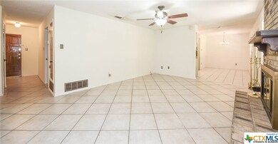 622 Manning Dr, Copperas Cove, TX 76522 - photo 3