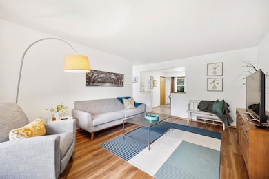 2728 Florann Dr, Fitchburg, WI 53711 - photo 2