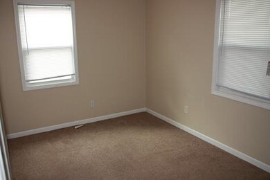 7203 N Pine St, Davenport, IA 52806 - photo 6