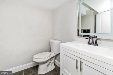 811 Powers St, Baltimore, MD 21211 - photo 7