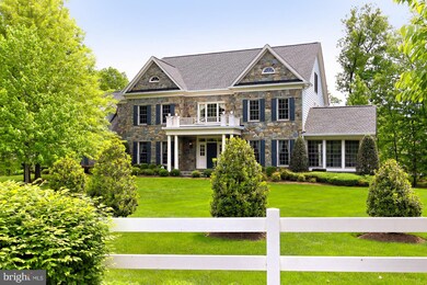 5825 Ridings Manor Place, Centreville, VA 20120 - photo 2