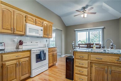 1704 Red Barn Rd, Raymore, MO 64083 - photo 7