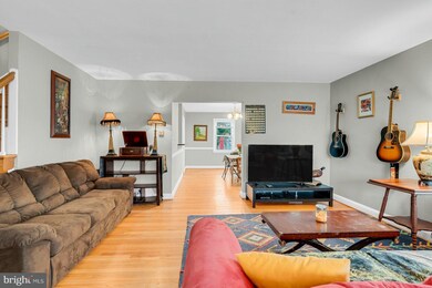 1040 Winsford Rd, Towson, MD 21204 - photo 5