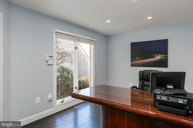 1296 Wedgewood Manor Way, Reston, VA 20194 - photo 5