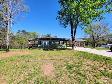 356 River Hill Rd, Statesville, NC 28625 - photo 2