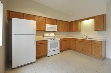 unlisted-address, Tucson, AZ 85719 - photo 5