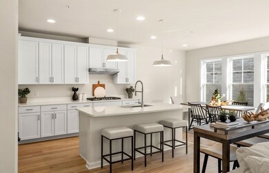 4 Archer Dr unit 2, Woburn, MA 01801 - photo 2