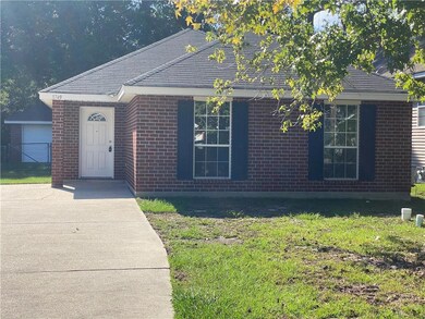 1749 Nellie Dr, Slidell, LA 70458 - photo 2