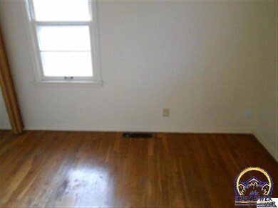 1188 SW Seabrook Ave, Topeka, KS 66604 - photo 7