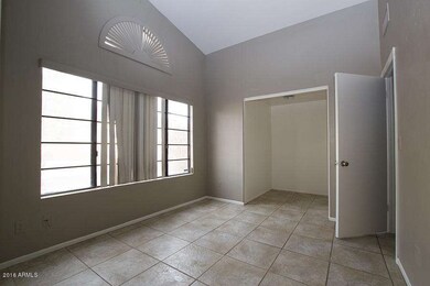image-frontroom