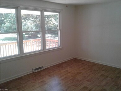 204 Mckay Rd, Seagrove, NC 27341 - photo 5