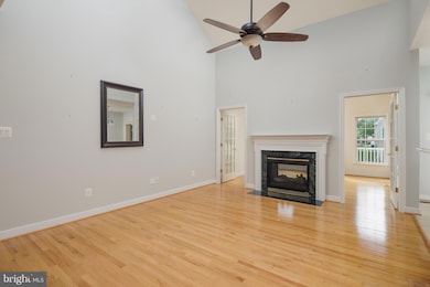 6037 Calumet Ct, Gainesville, VA 20155 - photo 7