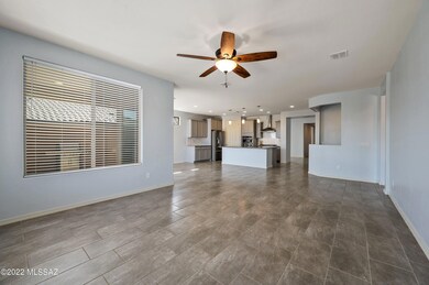 04-Living Area