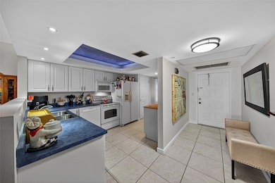 Palm-Aire Building 53 unit 607, Pompano Beach, FL 33069 - photo 7