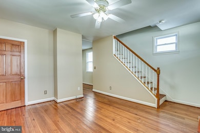 54 Mellor Ave, Catonsville, MD 21228 - photo 4